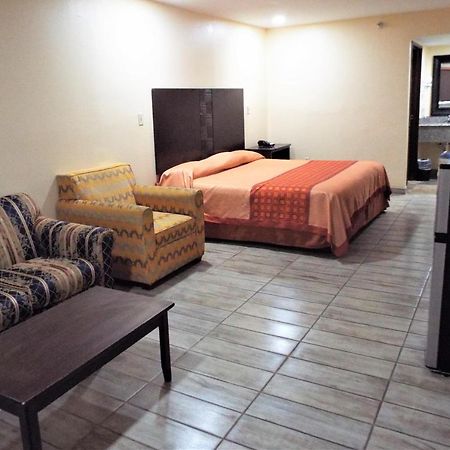 Texas Inn Harlingen Εξωτερικό φωτογραφία
