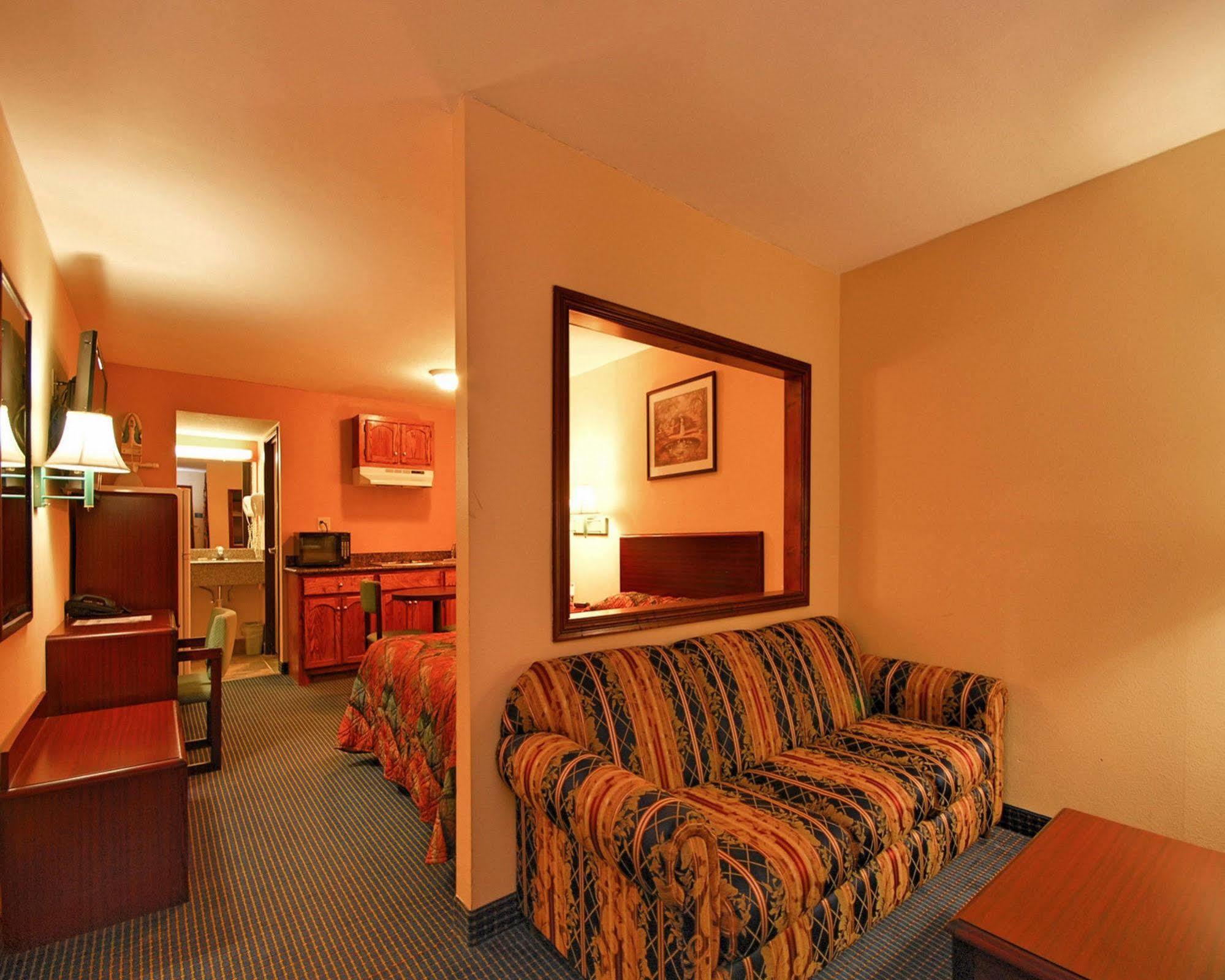Texas Inn Harlingen Εξωτερικό φωτογραφία