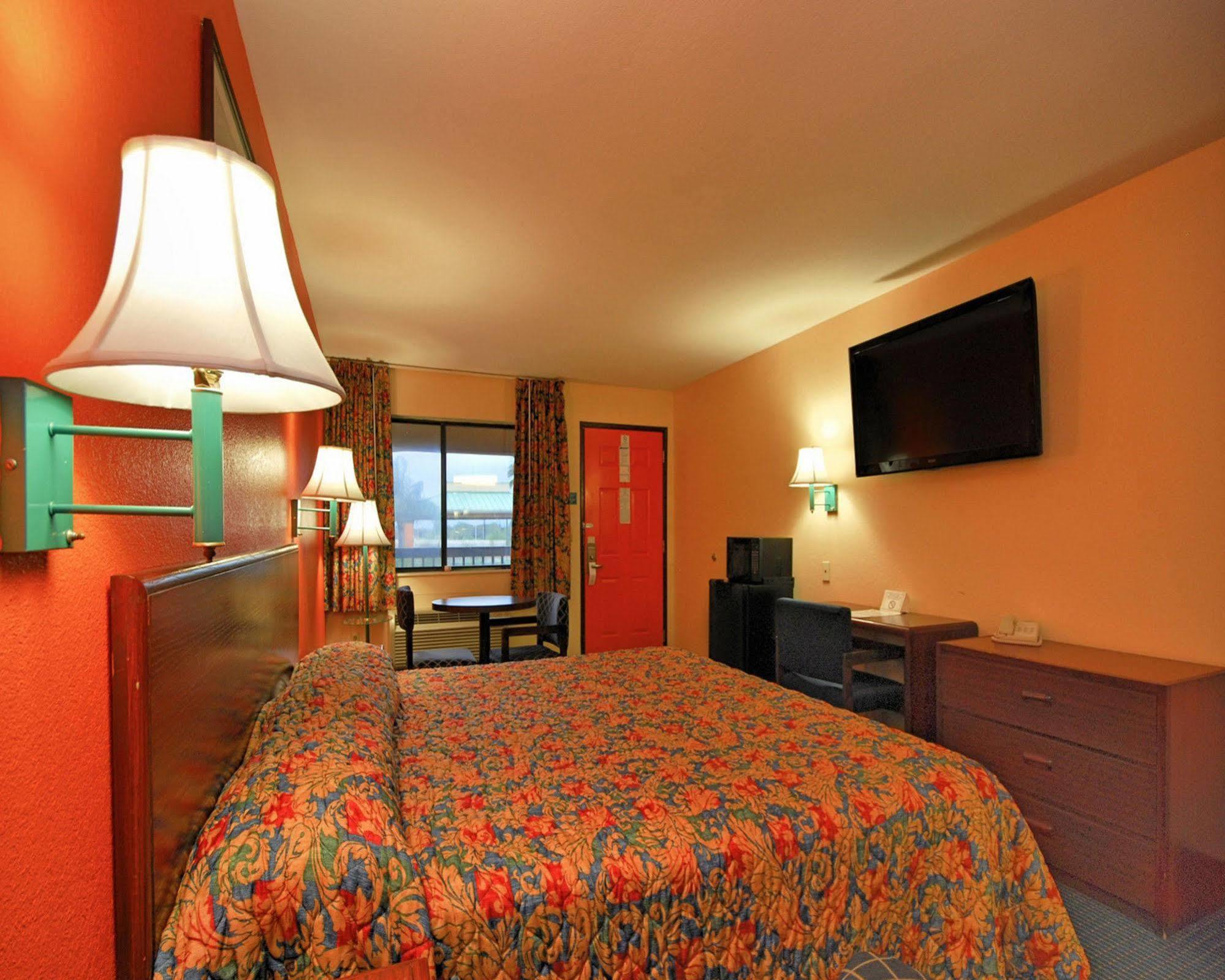 Texas Inn Harlingen Εξωτερικό φωτογραφία